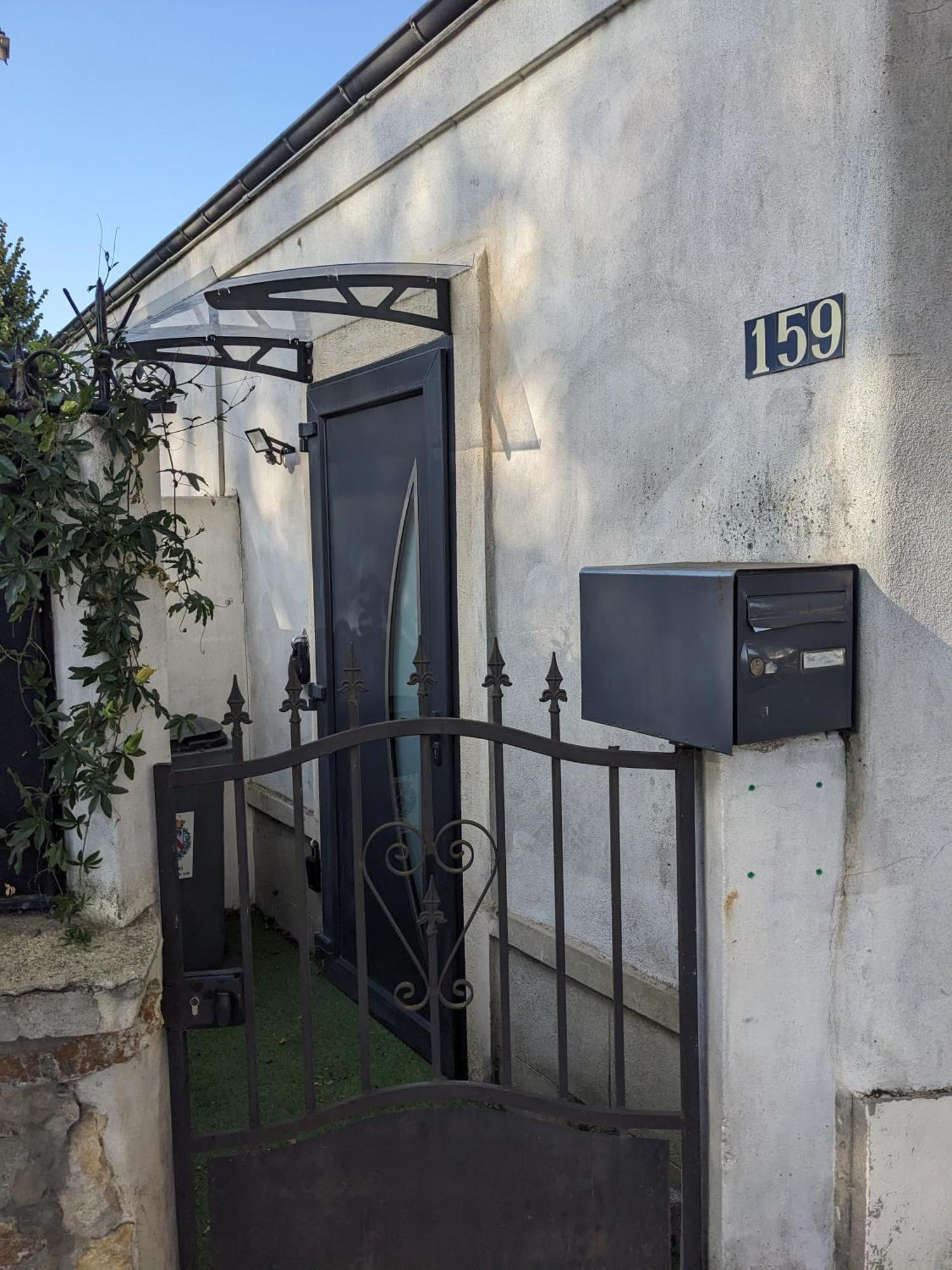 L'Escale Balneo'Romantique - Loveroom - Jacuzzi & Petit Dejeuner Villiers-sur-Marne Exteriér fotografie